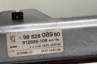 Leve vitre electrique avant gauche PEUGEOT 5008 1