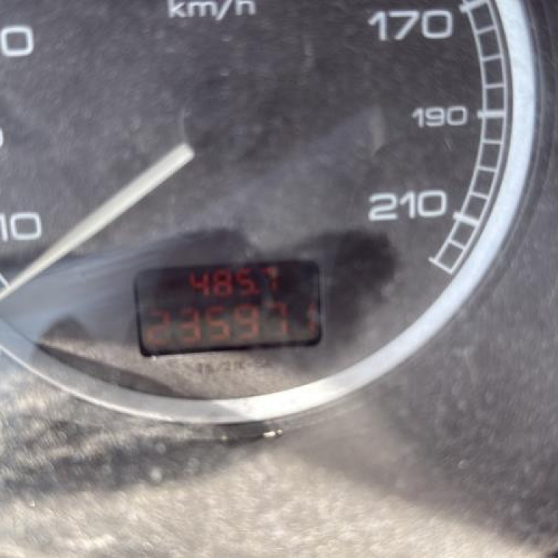 Compteur PEUGEOT 307 Photo n°17