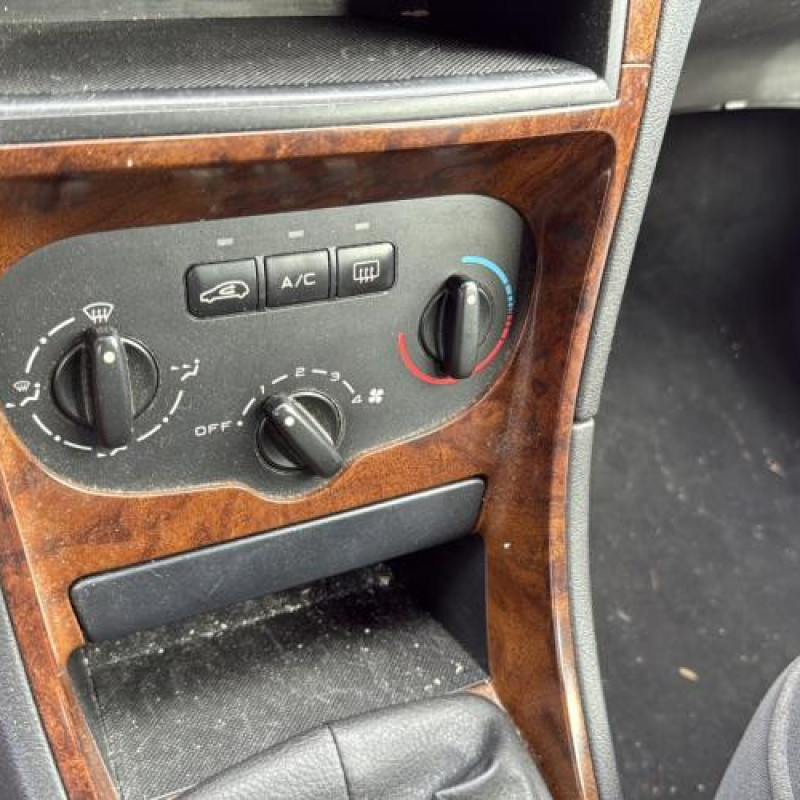 Catalyseur (echappement) PEUGEOT 307 Photo n°17