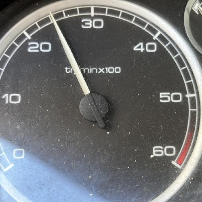 Compteur PEUGEOT 307 Photo n°10