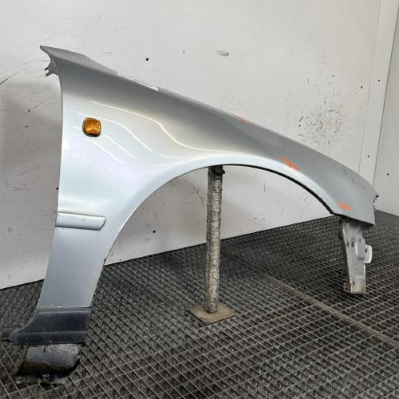 Aile avant droit AUDI A4 1 Photo n°6