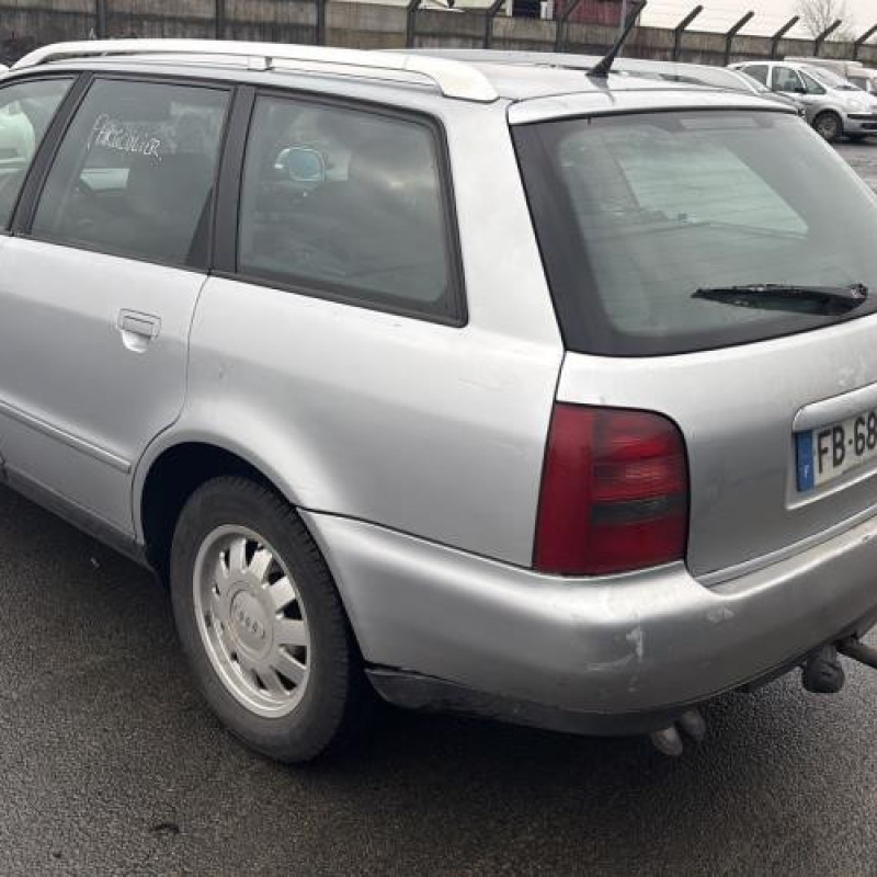 Aile avant droit AUDI A4 1 Photo n°11