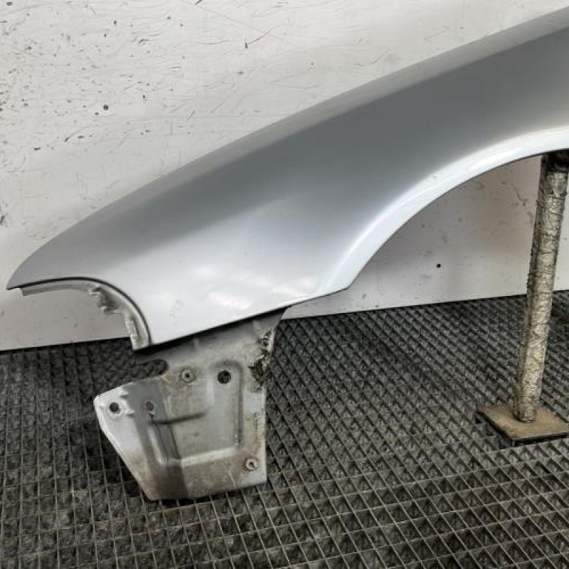 Aile avant gauche AUDI A4 1 Photo n°2