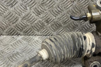 Cremaillere assistee TOYOTA RAV4 2