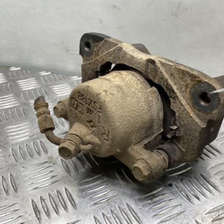 Etrier avant droit (freinage) TOYOTA RAV4 2