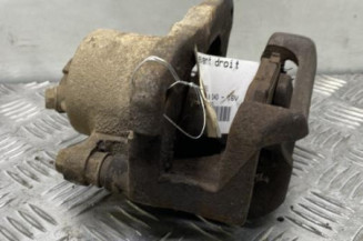 Etrier avant droit (freinage) TOYOTA RAV4 2