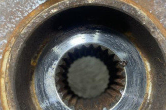 Pivot de moyeu avant gauche KIA RIO 3