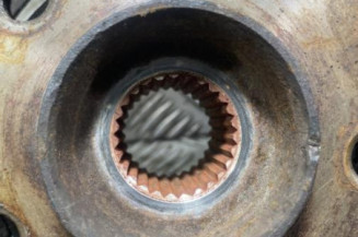 Pivot de moyeu avant droit PEUGEOT 807