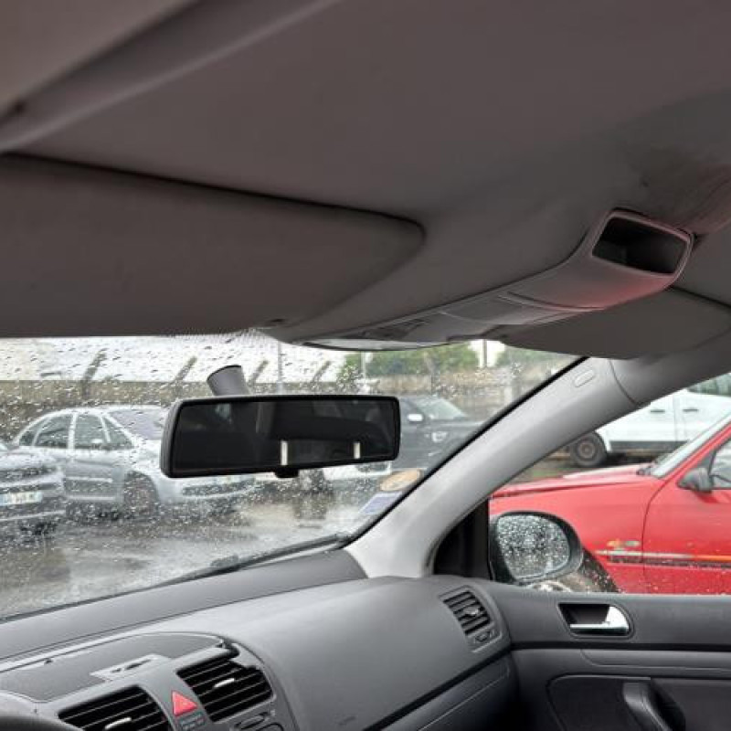 Cremaillere assistee VOLKSWAGEN GOLF 5 Photo n°16