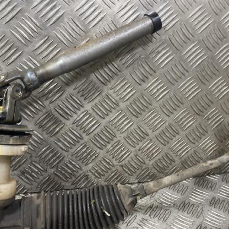 Cremaillere assistee HYUNDAI I 10 1 Photo n°6