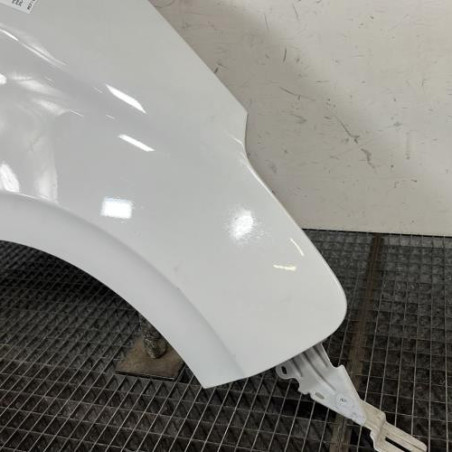 Aile avant droit PEUGEOT 208 1