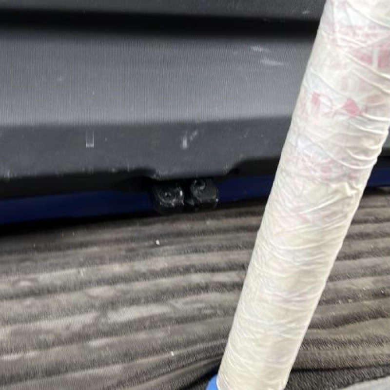 Malle/Hayon arriere RENAULT CLIO 4 Photo n°10