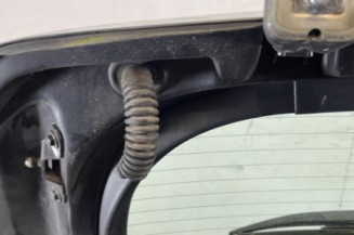 Malle/Hayon arriere PEUGEOT 5008 1