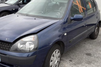 Pare choc arriere RENAULT CLIO 2