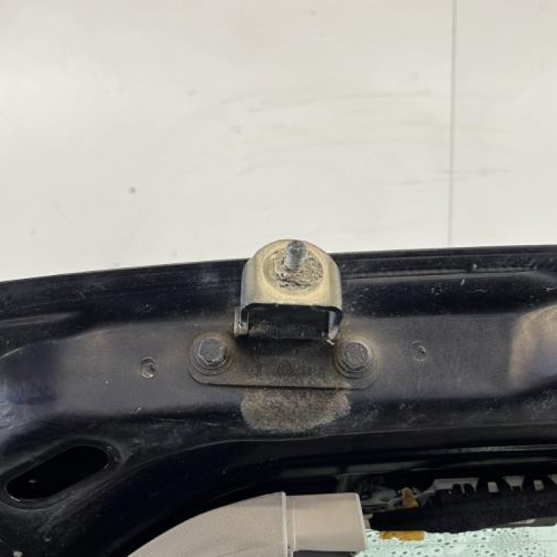 Malle/Hayon arriere RENAULT LAGUNA 3 Photo n°9