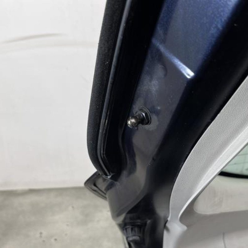 Malle/Hayon arriere RENAULT LAGUNA 3 Photo n°12