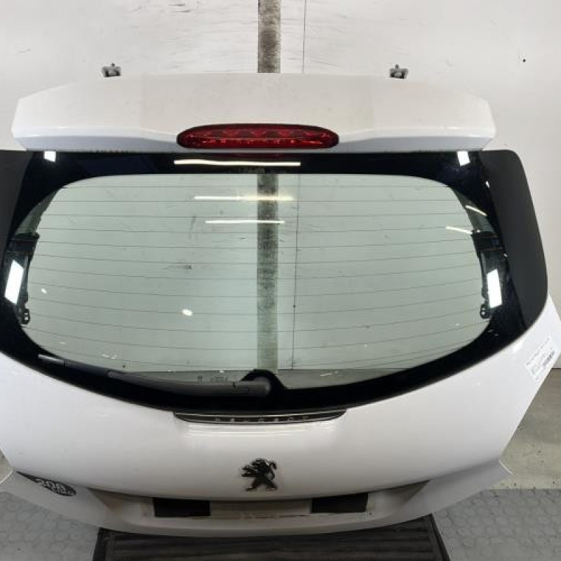 Malle/Hayon arriere PEUGEOT 208 1 Photo n°1