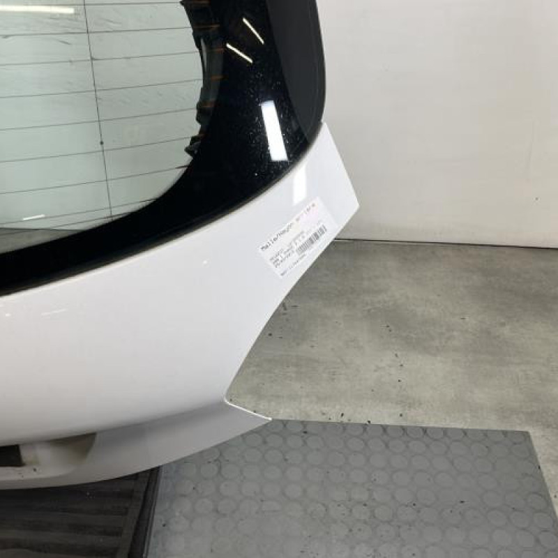 Malle/Hayon arriere PEUGEOT 208 1 Photo n°4