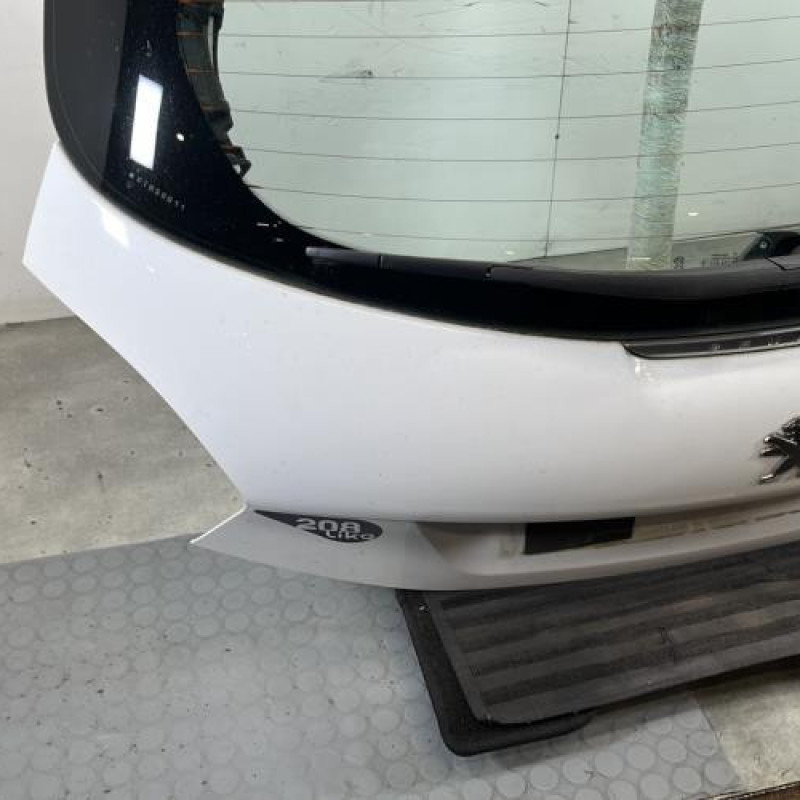 Malle/Hayon arriere PEUGEOT 208 1 Photo n°5