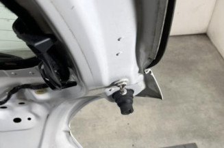 Malle/Hayon arriere PEUGEOT 208 1