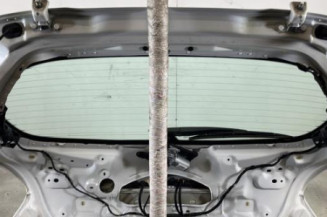 Malle/Hayon arriere PEUGEOT 208 1