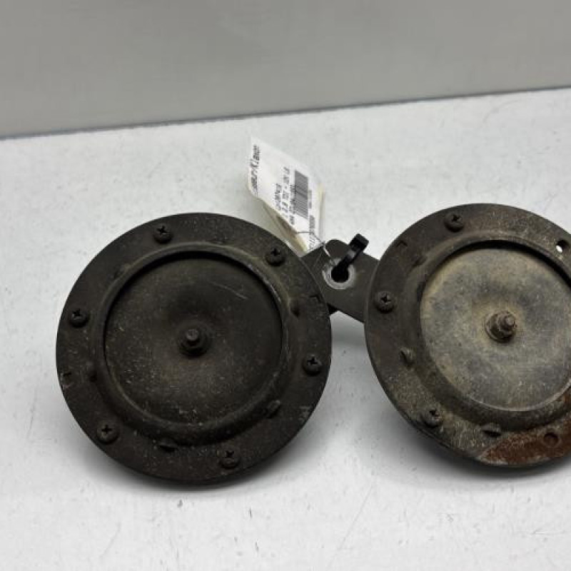 Avertisseur/Klaxon NISSAN PATROL 1 Photo n°1