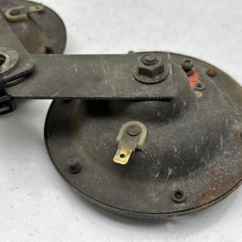 Avertisseur/Klaxon NISSAN PATROL 1 Photo n°4