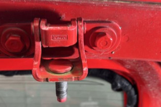 Malle/Hayon arriere FORD KUGA 2