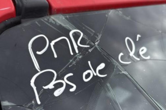 Pare boue arriere droit FORD KUGA 2