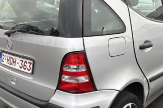 Malle/Hayon arriere MERCEDES CLASSE A 168