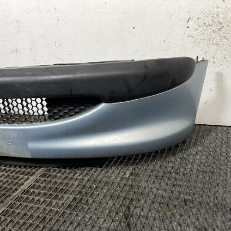 Pare choc avant PEUGEOT 206 Photo n°3