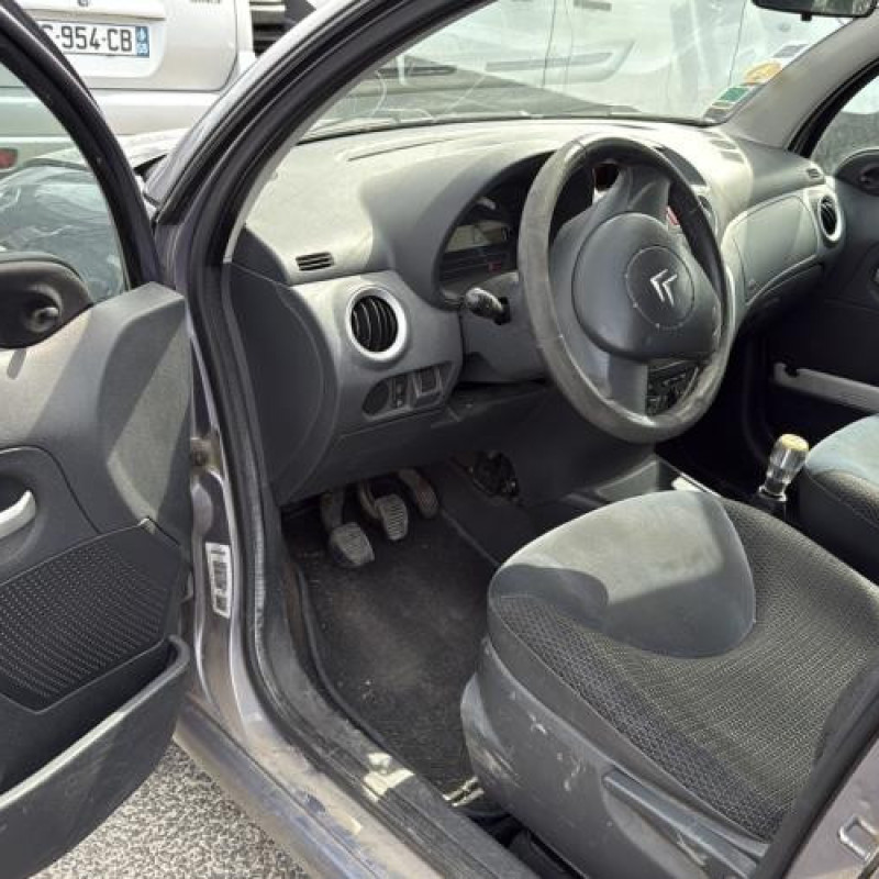 Pare choc arriere CITROEN C3 1 Photo n°20