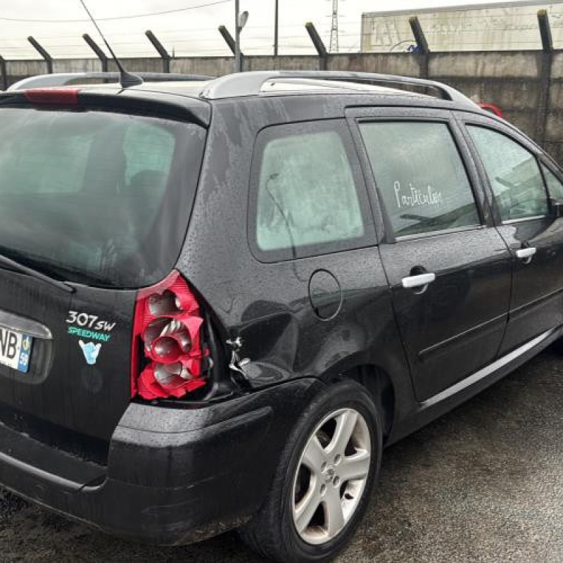 Pare choc arriere PEUGEOT 307 Photo n°10