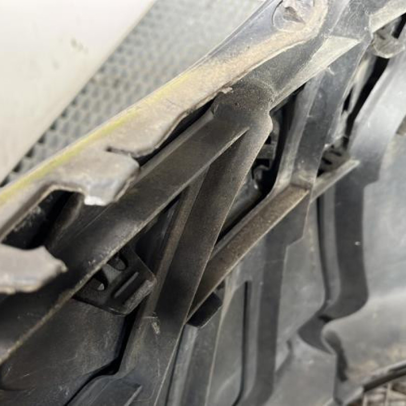 Pare choc avant PEUGEOT 307 Photo n°7