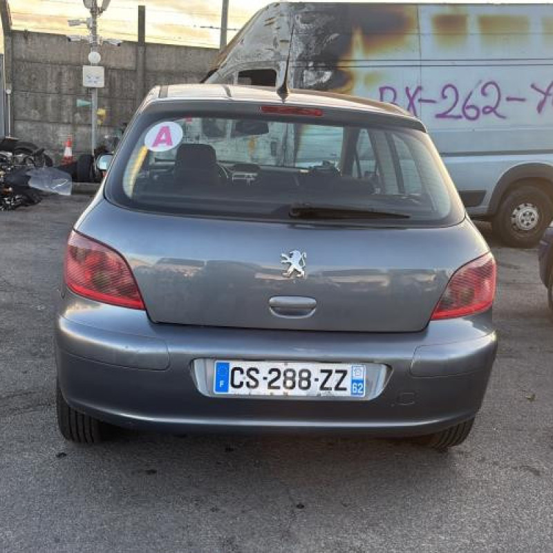 Pare choc arriere PEUGEOT 307 Photo n°11