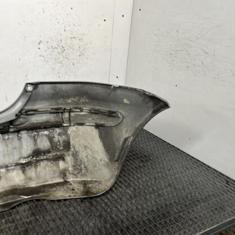 Pare choc arriere MERCEDES CLASSE A 168 Photo n°4