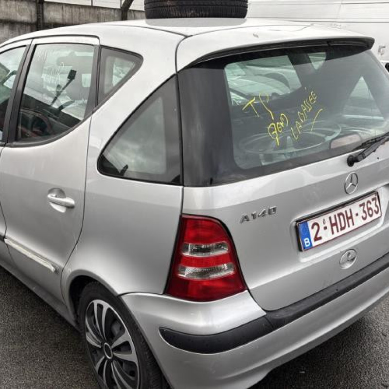 Pare choc avant MERCEDES CLASSE A 168 Photo n°10