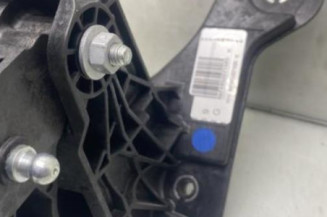 Pedale d'embrayage OPEL CORSA F