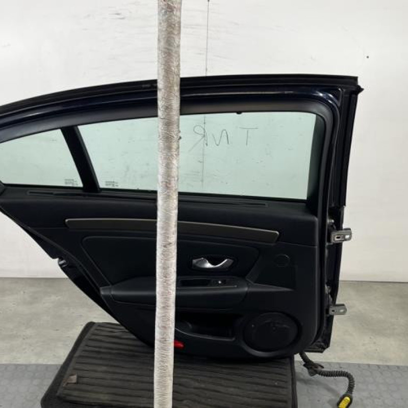 Porte arriere gauche RENAULT LAGUNA 3 Photo n°7