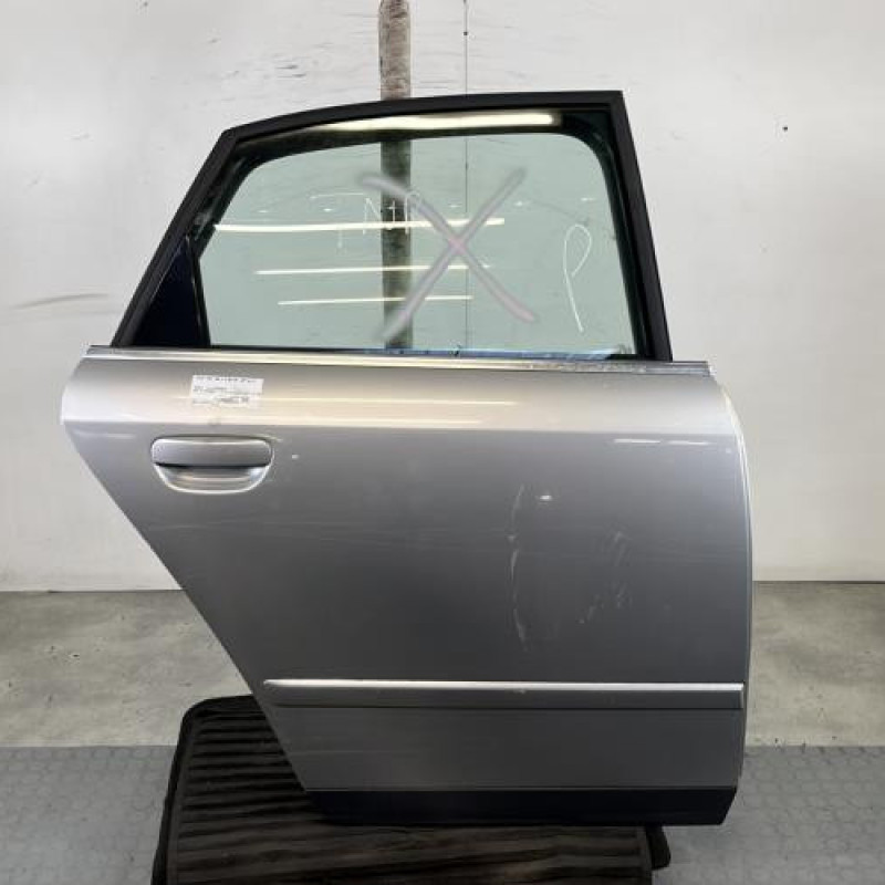 Porte arriere droit AUDI A4 2 Photo n°1