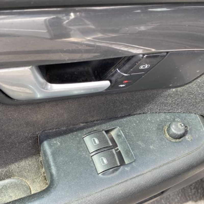 Porte arriere droit AUDI A4 2 Photo n°16