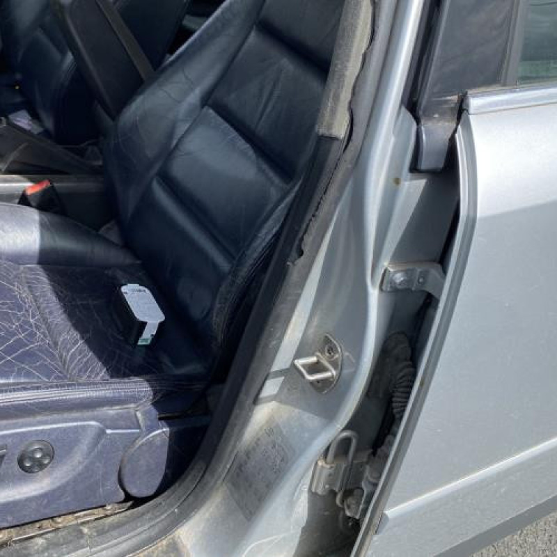 Porte arriere droit AUDI A4 2 Photo n°17