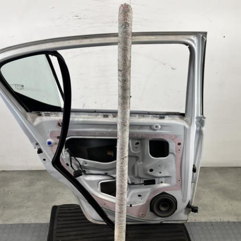 Porte arriere gauche OPEL CORSA E Photo n°4