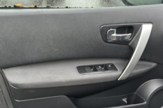 Bras essuie glace avant gauche NISSAN QASHQAI 1