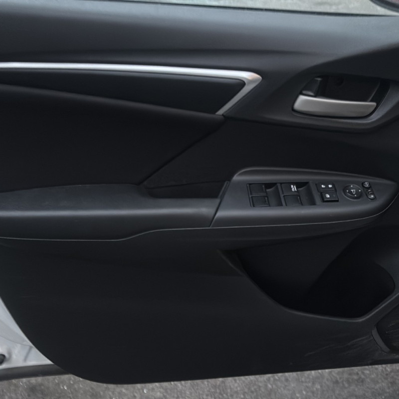 HONDA JAZZ 4 PHASE 1 1.3i - 16V Photo n°10