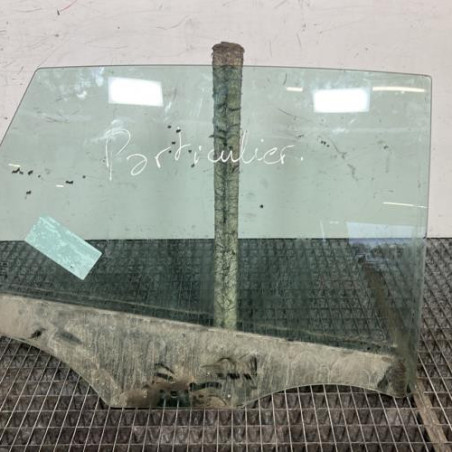 Vitre arriere droit OPEL ASTRA J Photo n°1