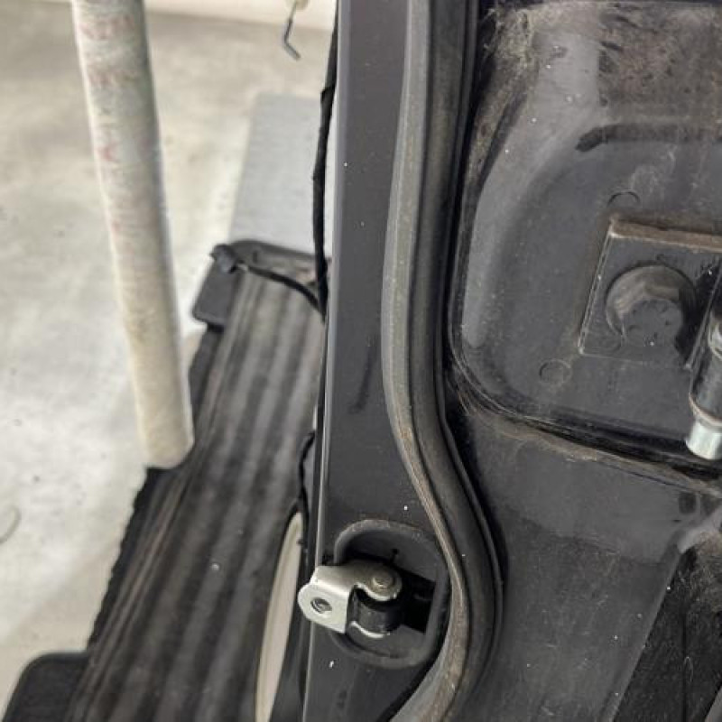 Porte arriere gauche ALFA ROMEO GIULIETTA 2 Photo n°6