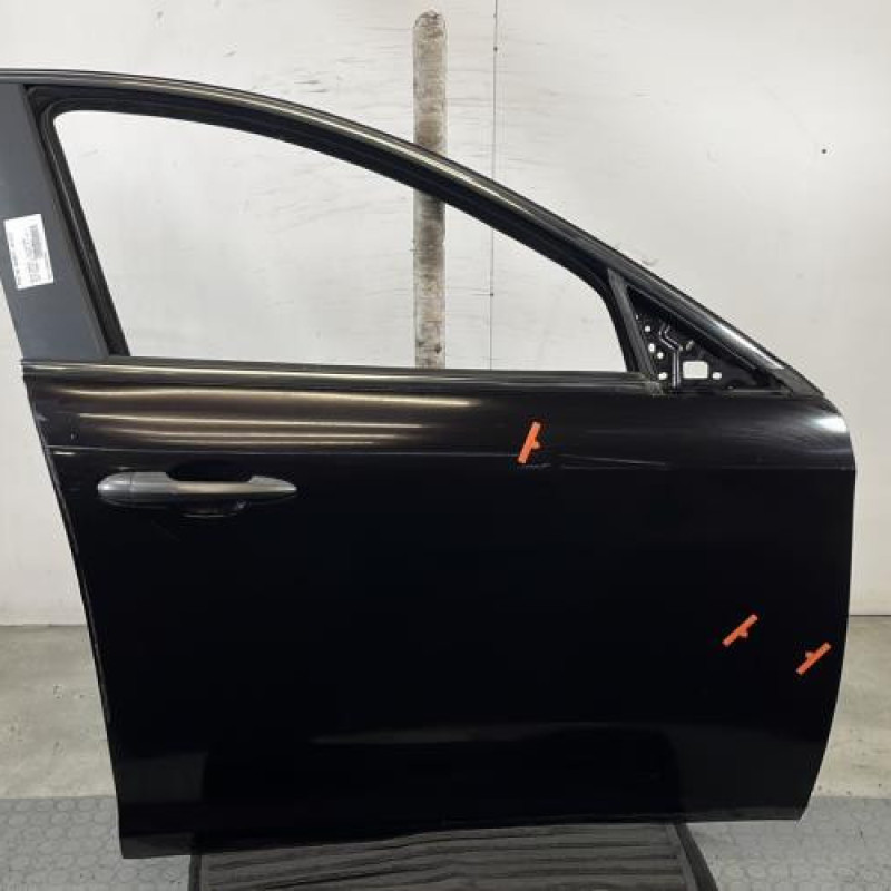 Porte avant droit ALFA ROMEO GIULIETTA 2 Photo n°1