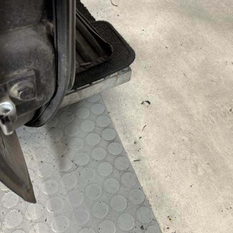 Porte avant droit ALFA ROMEO GIULIETTA 2 Photo n°6