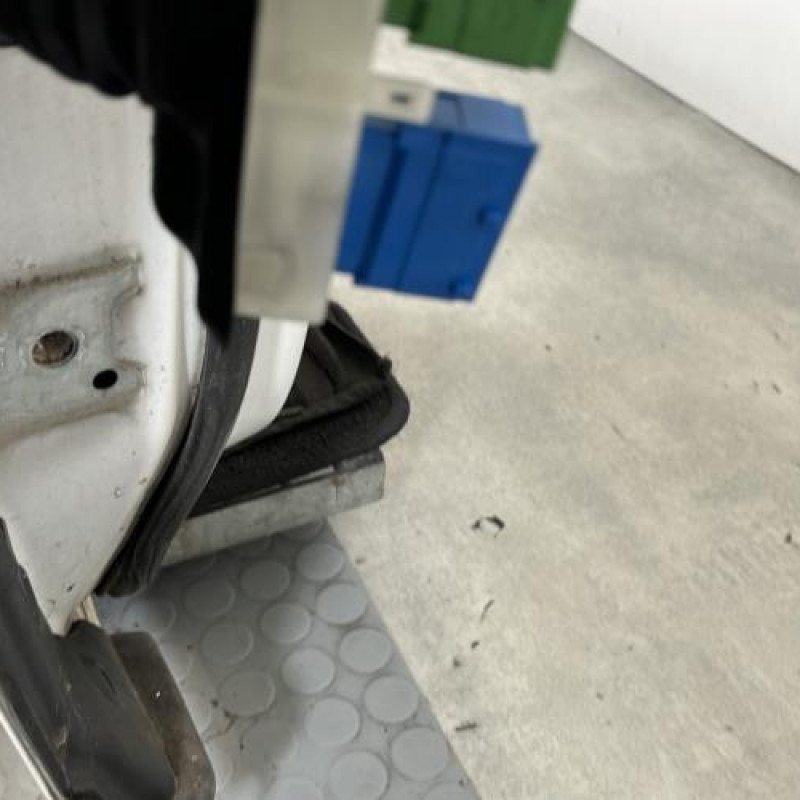 Porte avant droit CITROEN DS5 Photo n°3